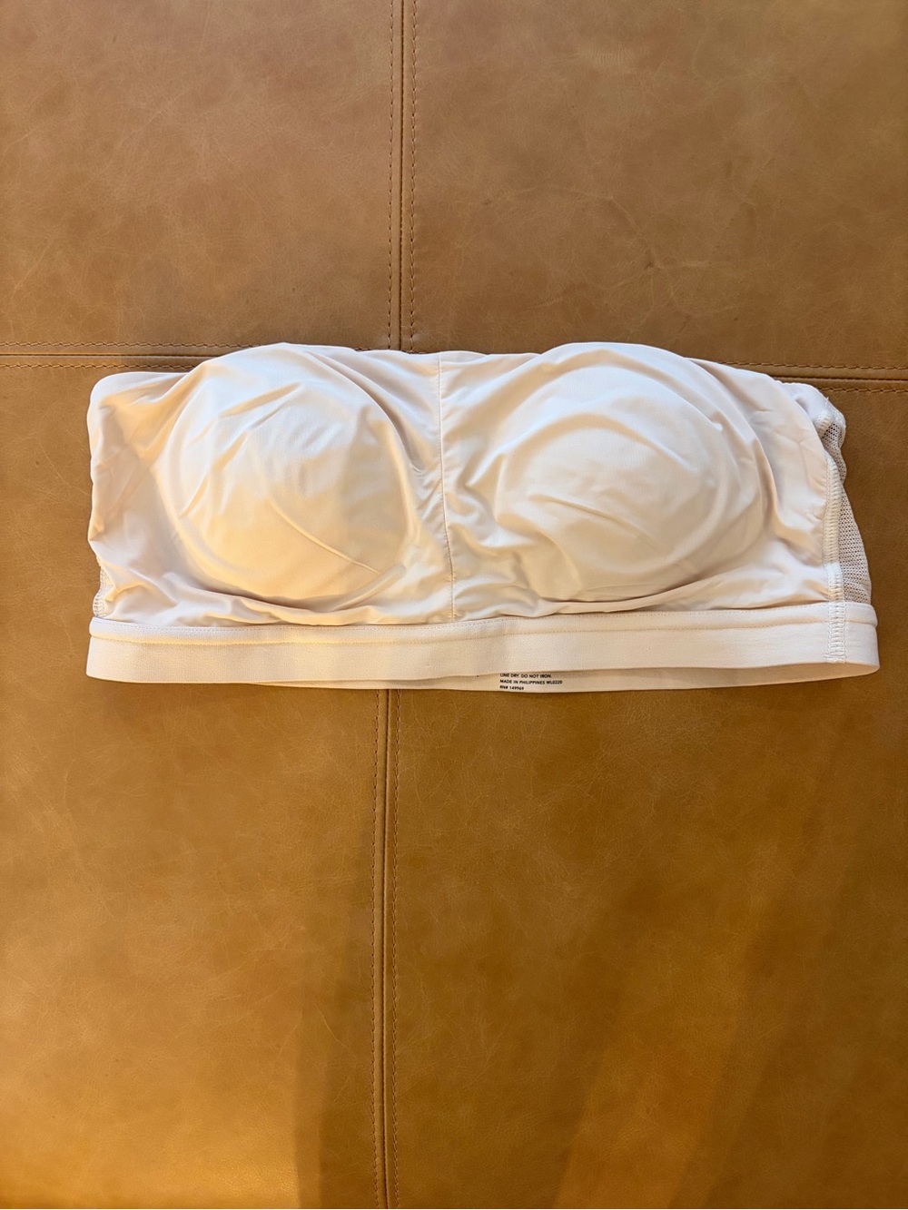 NWOT Nude Strapless Padded Bandeau Bra